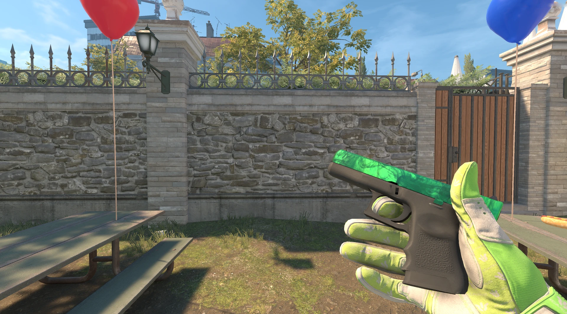 Glock-18 Gamma Doppler Emerald Factory New green CS2 skin