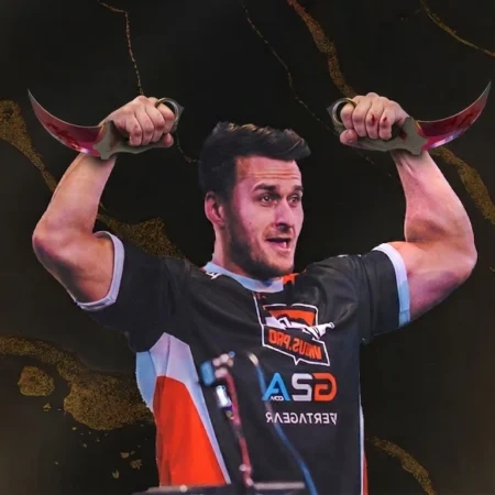 pashabiceps Donates Iconic Karambit | Fade to Cancer Charity – Raises $21,000