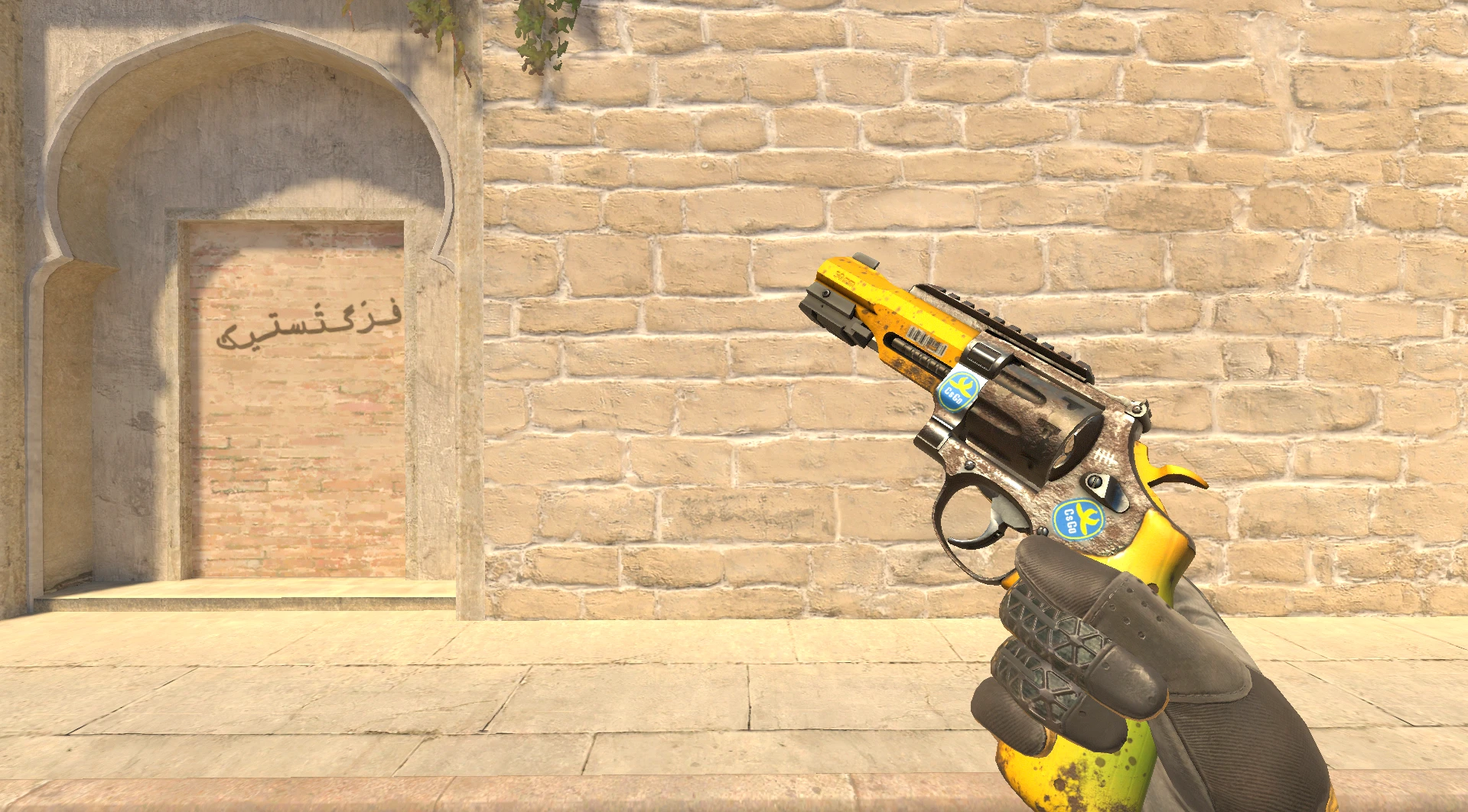 R8 Revolver Banana Cannon yellow CS2 skin budget pick
